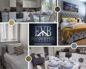 Spireview 2 Bedroom Apartment EVB Properties Short Lets & Serviced Accommodation ,Titanic City- Southampton